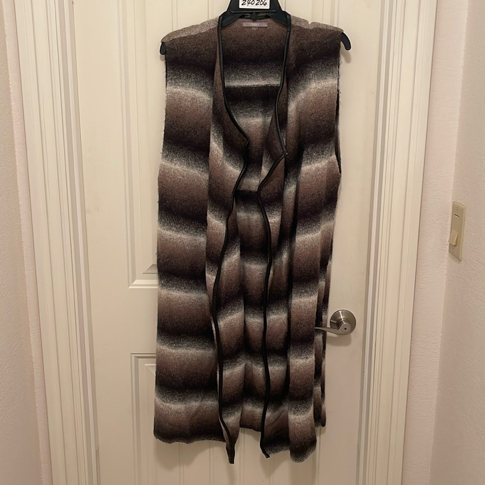 Tart Women's Brown and Black Striped Cardigan